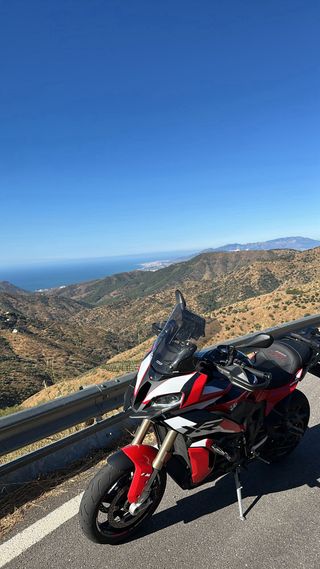 BMW S1000XR  todos los paquetes y extras 