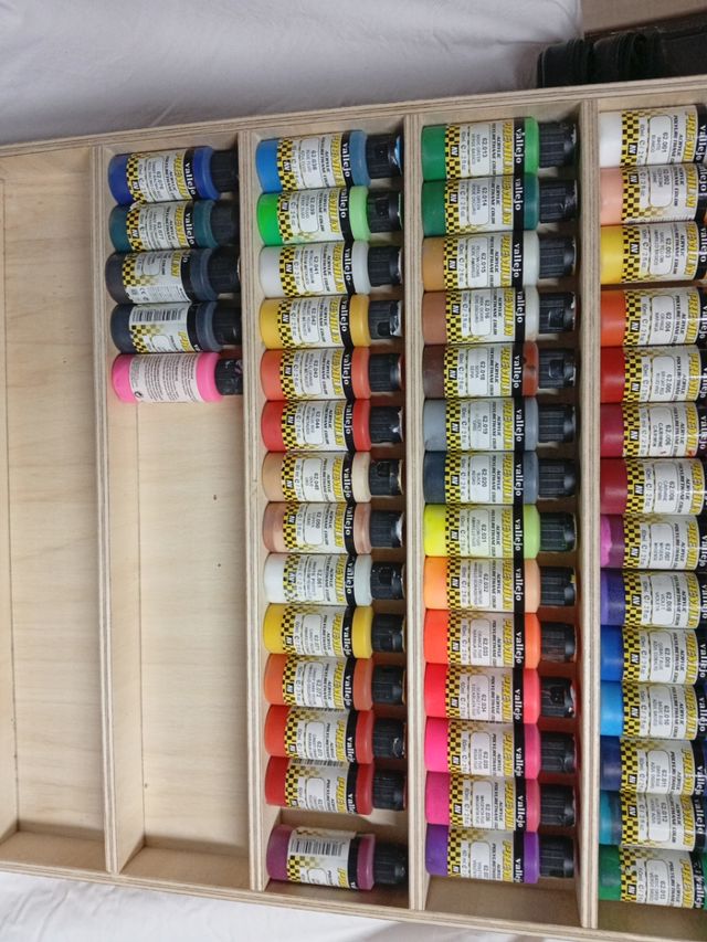 47 pinturas Poliuretano Vallejo Premium aerógrafo