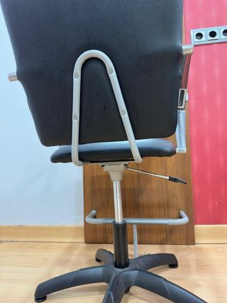 3 poltrone da parrucchiere idrauliche