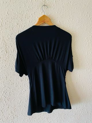 Top negro Coccapani peplum con collar pedrería XL