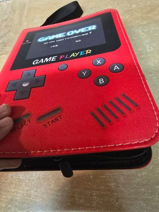Album Game Boy Rojo con cremallera para cartas