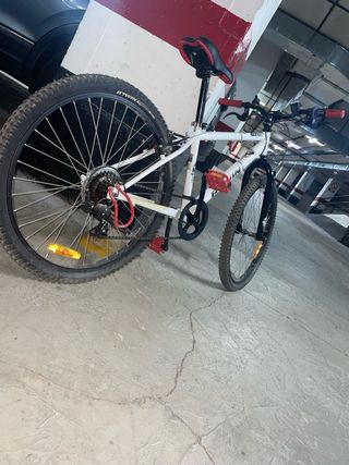 Bicicleta BTWIN Rockrider 300