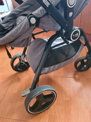 Cochecito bebé Nurse Cube Gris