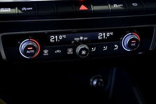 Audi Q2   S line 30 TDI 85kW 116CV