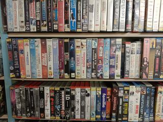 Películas VHS - Variadas precio por lote desde 1€