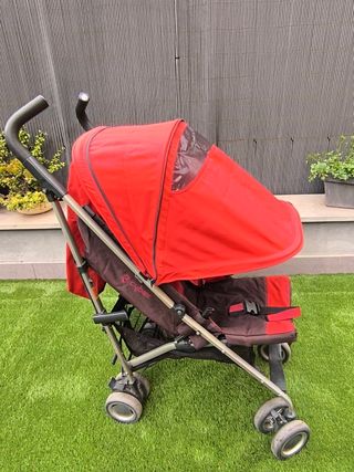 Silla paseo Cybex Onyx roja