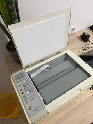 Impresora scaner hp desljet F4272