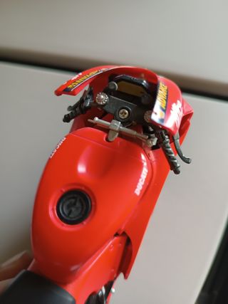 Modellino Ducati Desmosedici 2006 Loris Capirossi