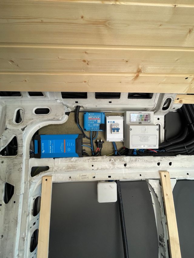 Peugeot Boxer 2007 proyecto camper