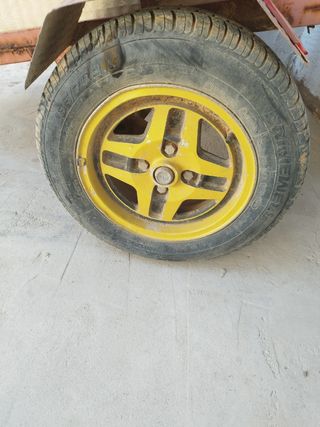 Llantas Seat 600 - 3 uds
Speedwell originales.