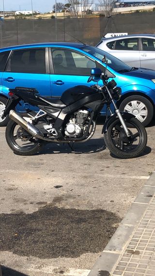 Daelim roadwin 125