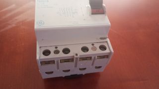 Interruptor Diferencial NID4 trifásico