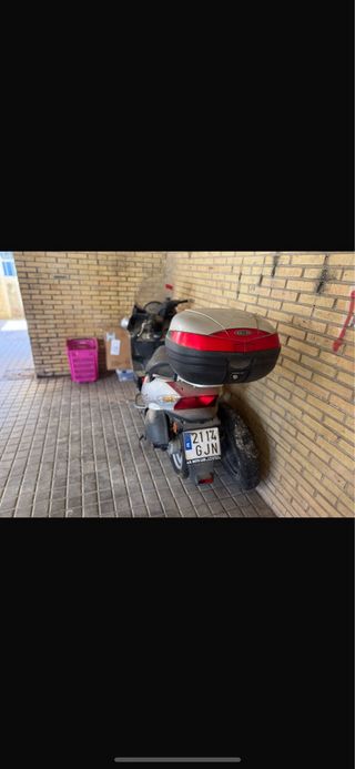 Scooter Kymco Agility 125