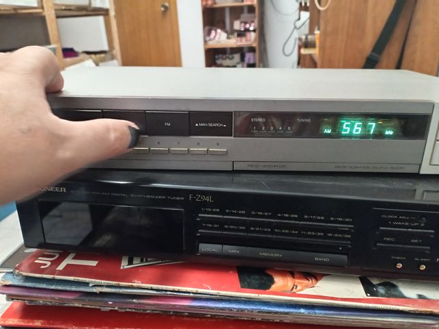 Sintonizador Philips F-2235 - Gris Plata