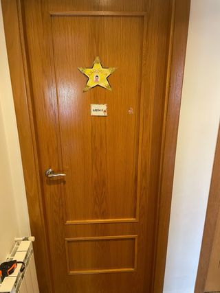 Puertas madera maciza