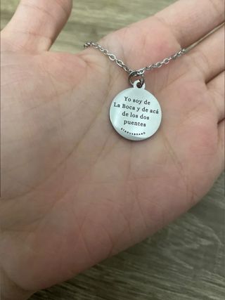 Collar plateado trueno