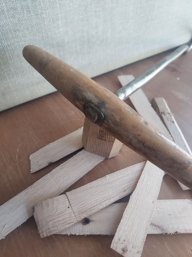 Gancho de forja antiguo