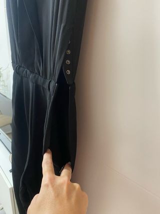 Mono negro elegante