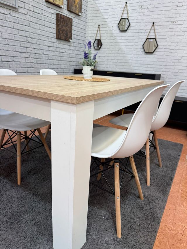 Mesa comedor extensible + 4 sillas