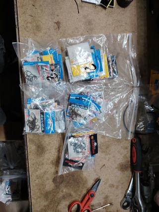 Vendo 5 lotti di Ami da pesca Surfcasting - 9 bust