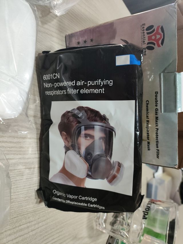 Maschera Respiratore con filtri