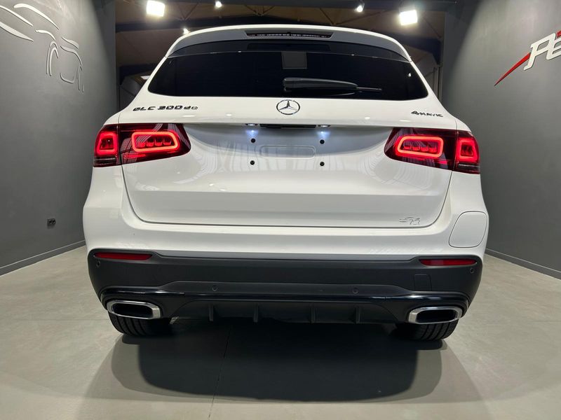 Mercedes-Benz GLC 2021, foto 2