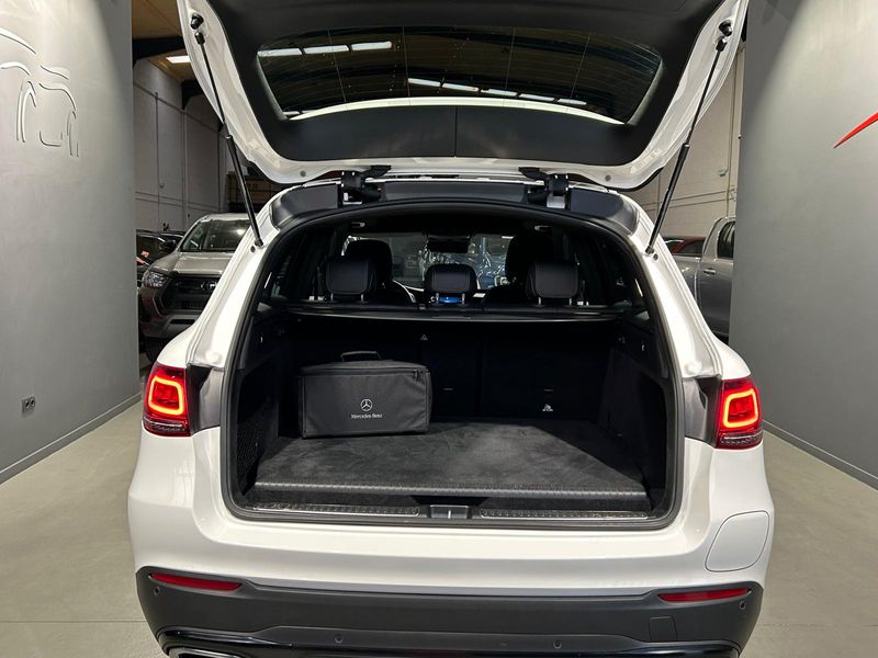 Mercedes-Benz GLC 2021, foto 8