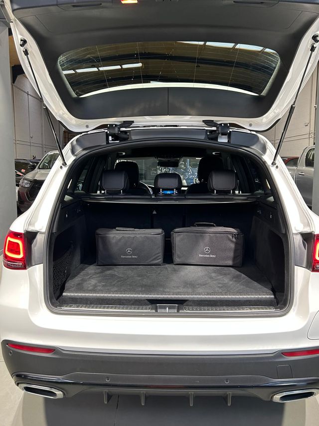 Mercedes-Benz GLC300de AMG 4MATIC