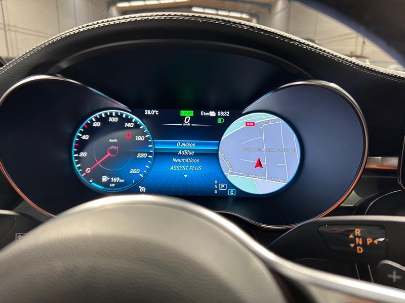 Mercedes-Benz GLC 2021, foto 32