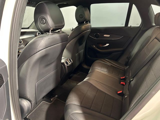 Mercedes-Benz GLC300de AMG 4MATIC