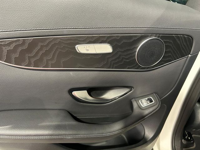 Mercedes-Benz GLC300de AMG 4MATIC