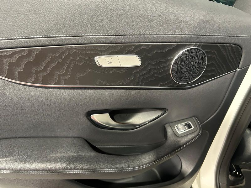 Mercedes-Benz GLC 2021, foto 40