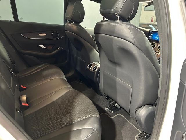 Mercedes-Benz GLC300de AMG 4MATIC