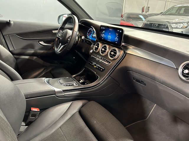 Mercedes-Benz GLC300de AMG 4MATIC