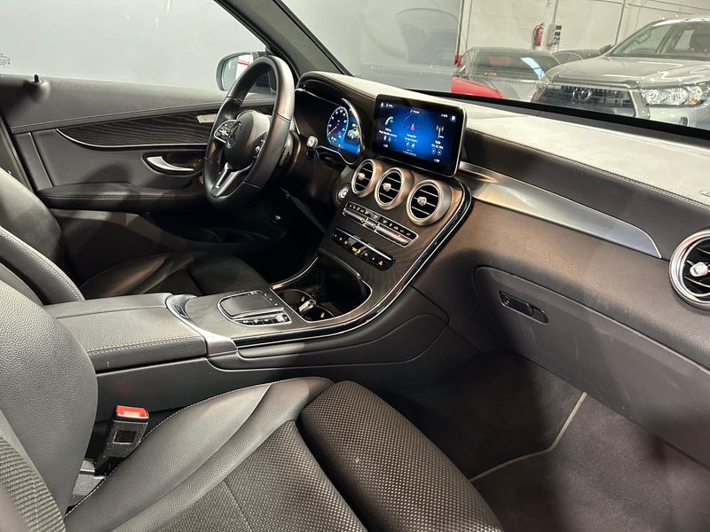 Mercedes-Benz GLC 2021, foto 47