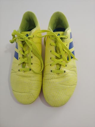 Botas tacos fútbol Adidas niño 35-36