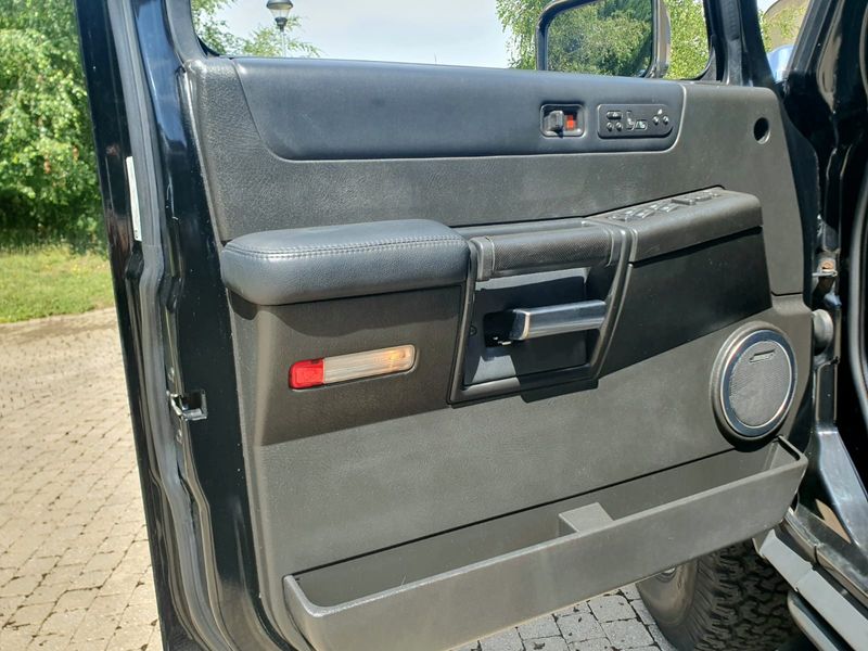 Hummer H2 2005, foto 26