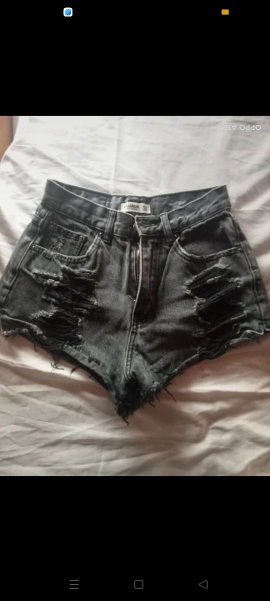 Shorts rotos negros