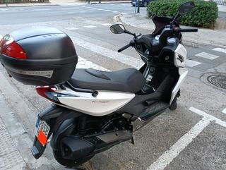 Kymco K - xct 300i - Scooter