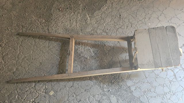 Carretilla antigua de una rueda 2mt x 66cm x 50 cm