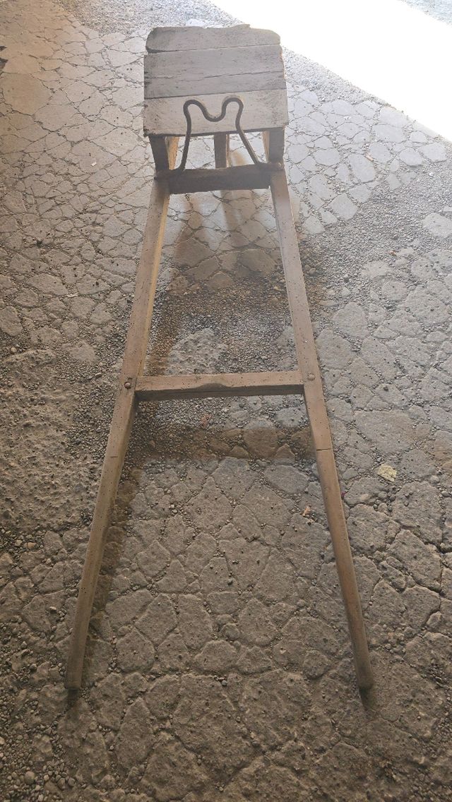 Carretilla antigua de una rueda 2mt x 66cm x 50 cm