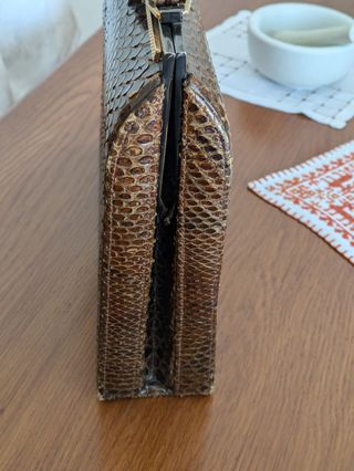 Bolso vintage piel serpiente marrón .