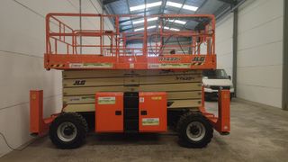Plataforma Tijera JLG 18 diésel