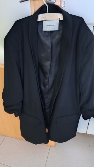 Americana negra Stradivarius - Talla L