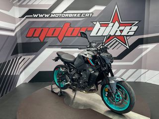 YAMAHA MT-09 35KW GRIS NIGHTFLUOR