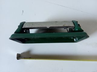 Perforador de papel antiguo