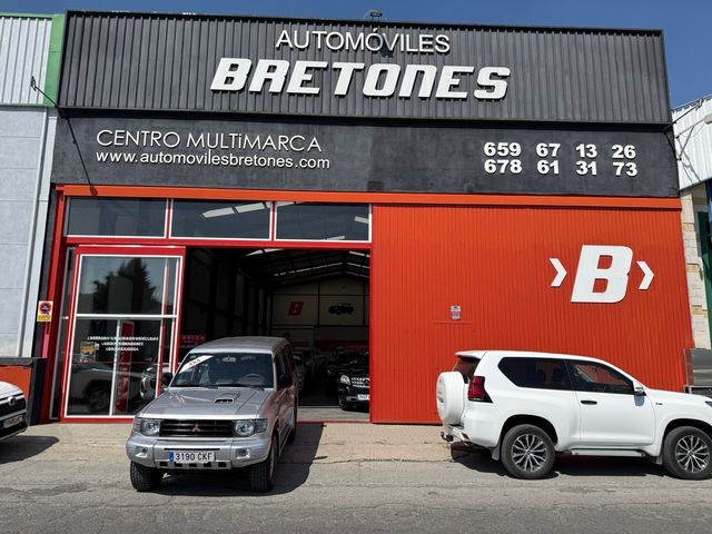 Mitsubishi Montero 2003