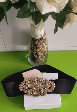 Cinturón Sfera pedrería negro dorado