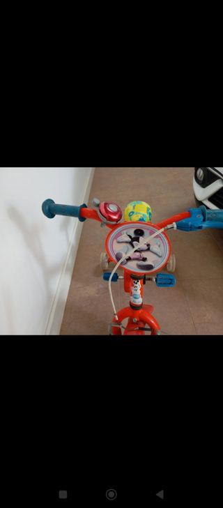 Bicicleta pequeña Mickey Mouse