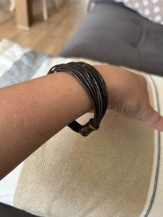 Pulsera de cuero marrón